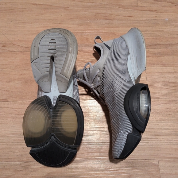 Nike Air Zoom Super Rep - Picture 3 of 4